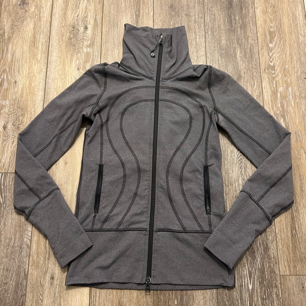 Grey striped lululemon active jacket size 2